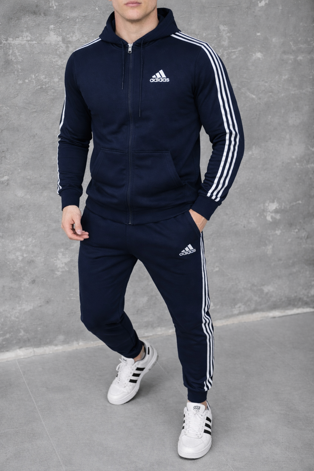 adidas sportinis kostiumas
