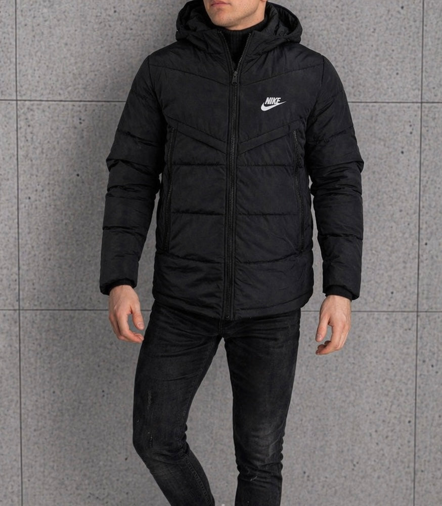 Nike striukė