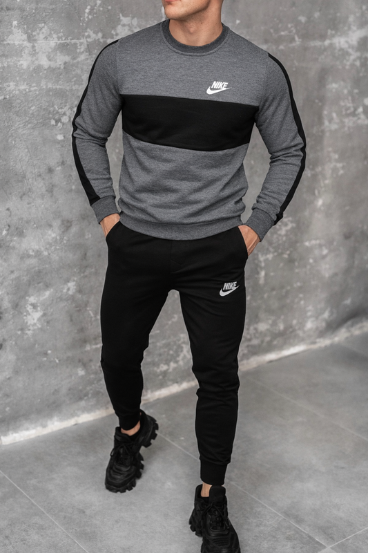 Nike
sportinis kostiumas