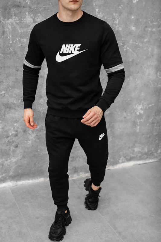 Nike
sportinis kostiumas