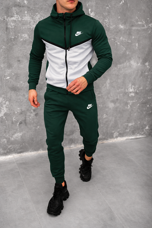 Nike vyriškas sportinis kostiumas