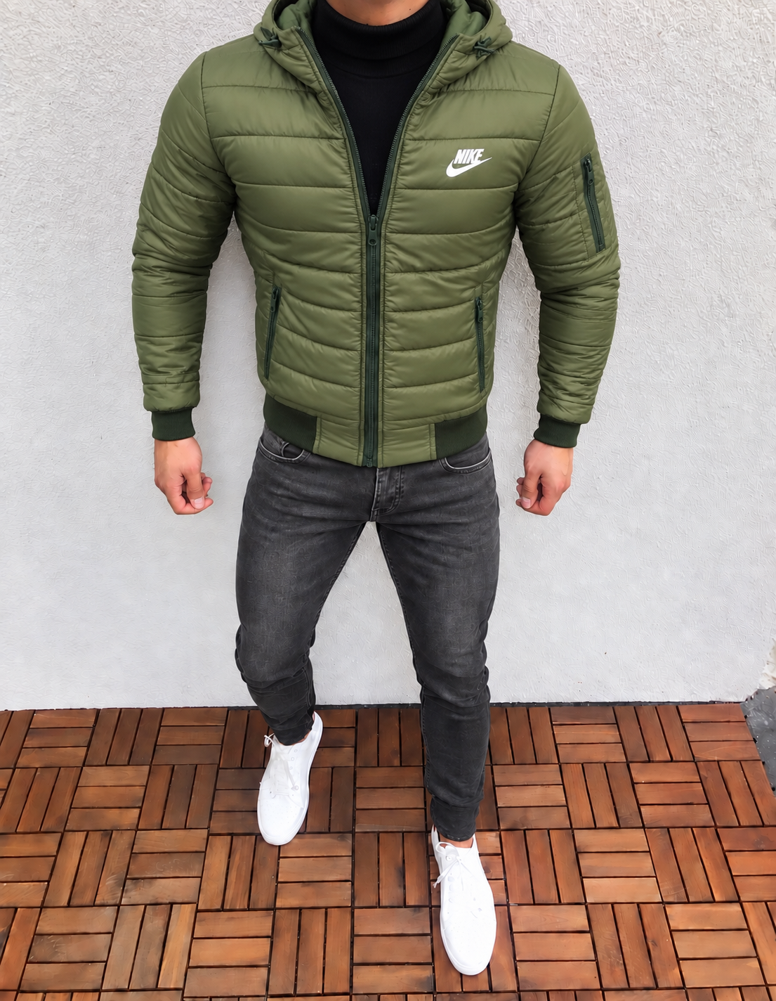 Nike striukė