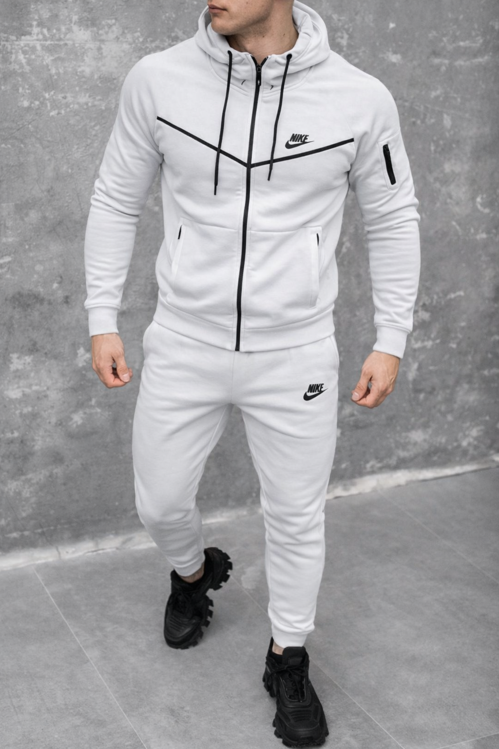 Nike baltas vyriškas sportinis kostiumas